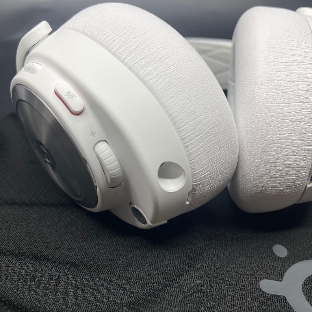 SteelSeries Arctis Nova Pro Wireless 極美品