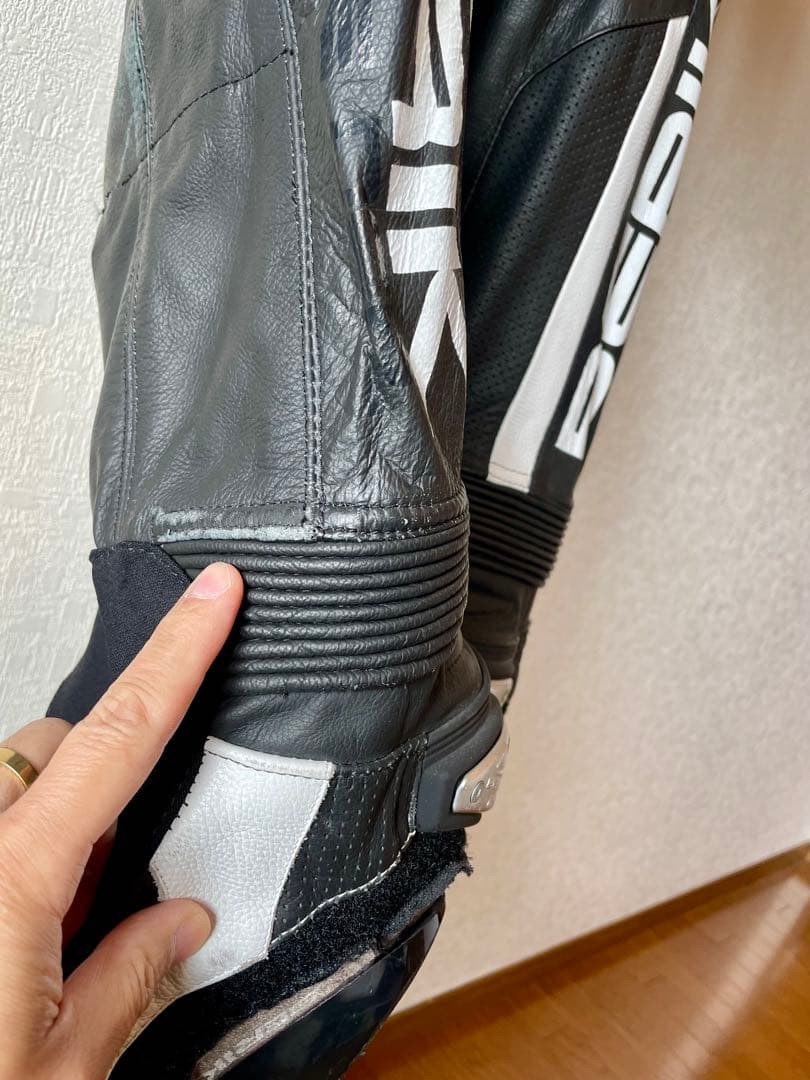 大きなサイズ！　ベリック　レーシングスーツ　56 MFJ公認