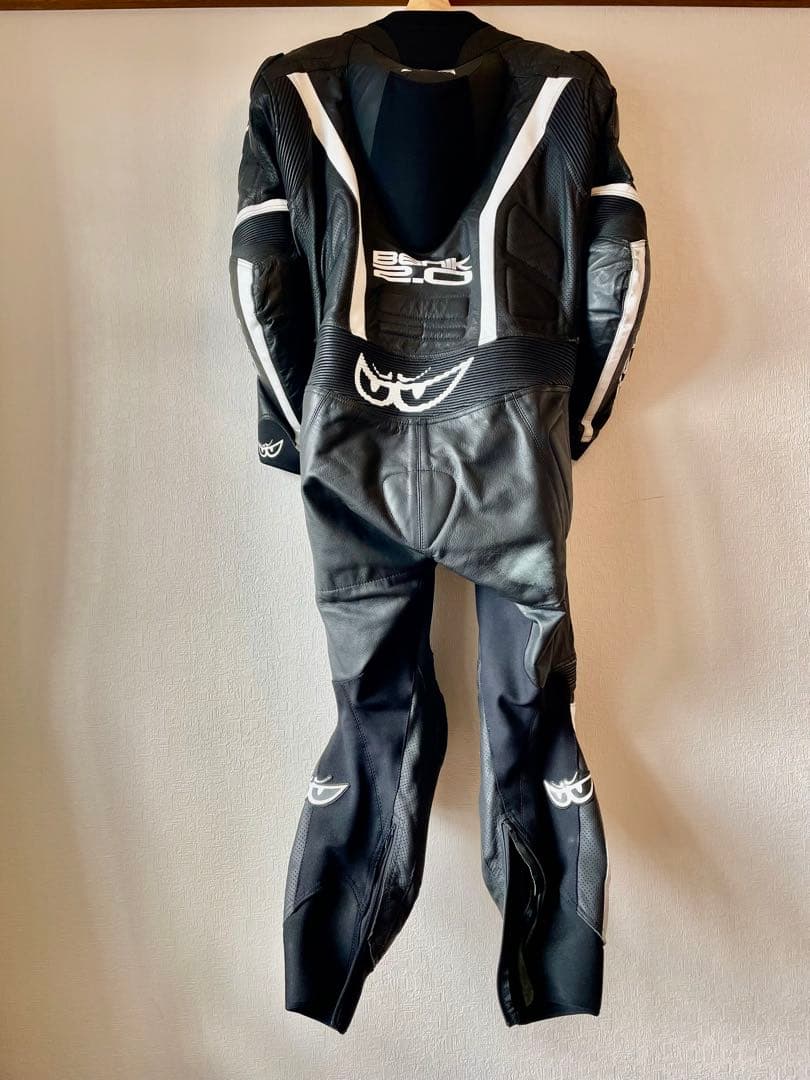 大きなサイズ！　ベリック　レーシングスーツ　56 MFJ公認