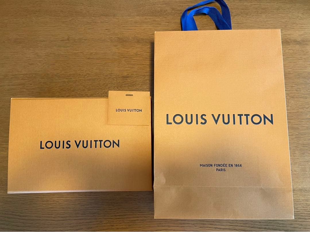 Louis Vuitton ネイビー マフラー 箱付き