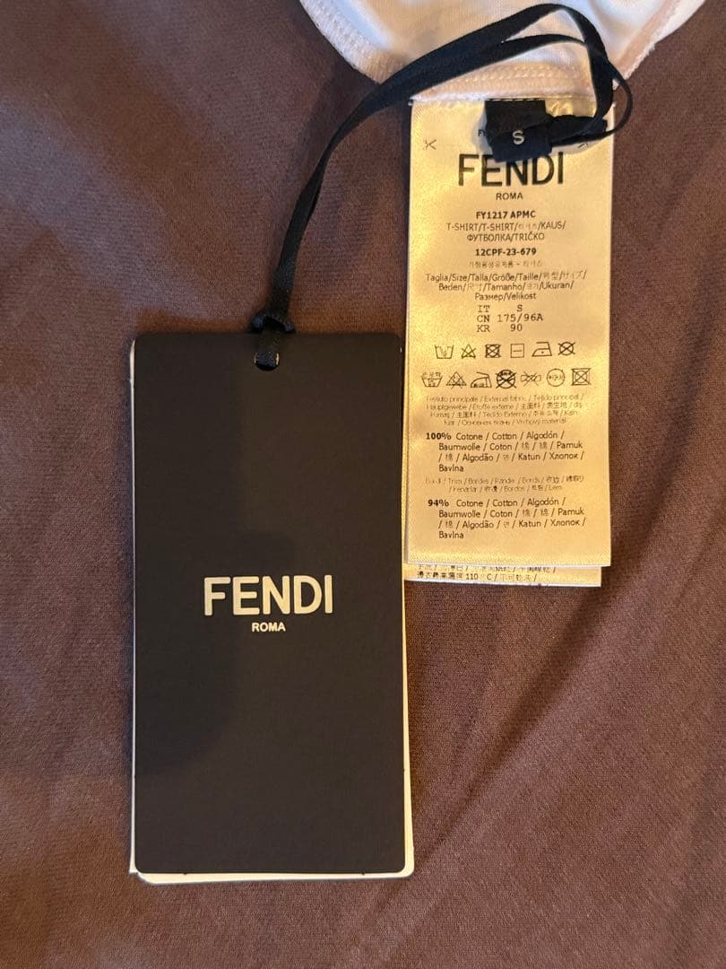 FENDI Tシャツ