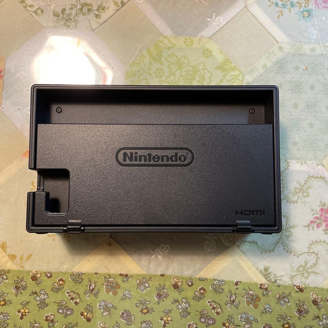 任天堂　Switch 初代