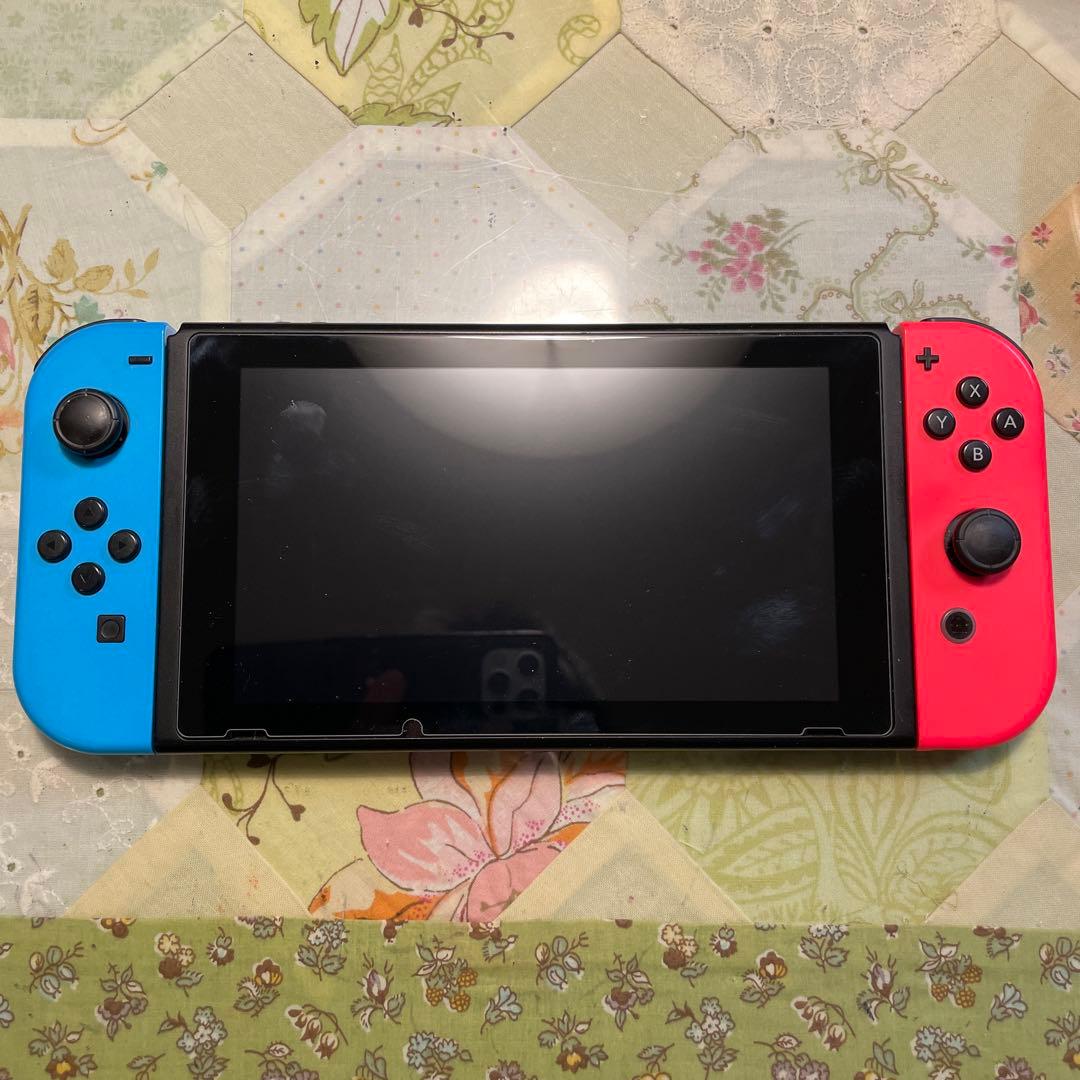 任天堂　Switch 初代