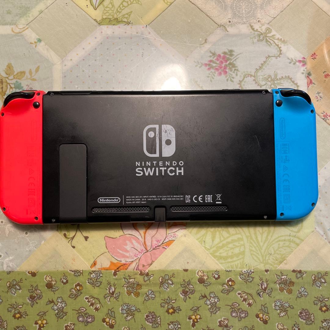 任天堂　Switch 初代