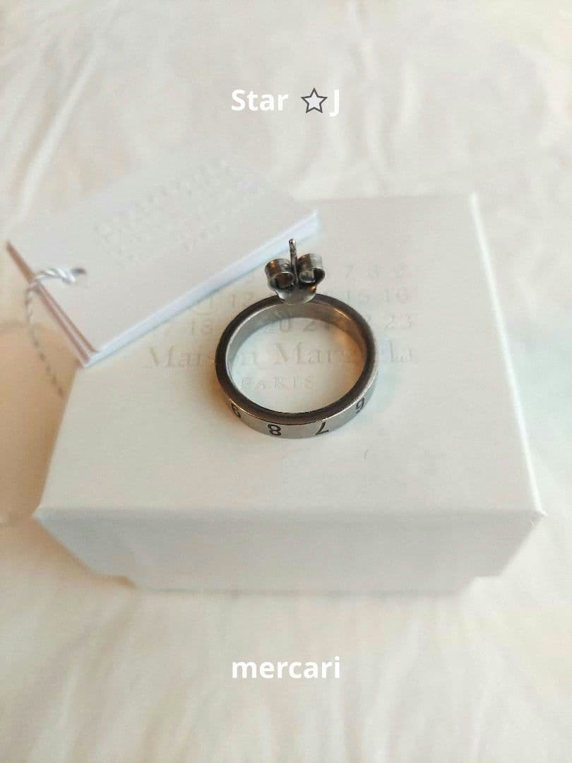 【新品・未使用】MaisonMargiela CircleNumberロゴピアス