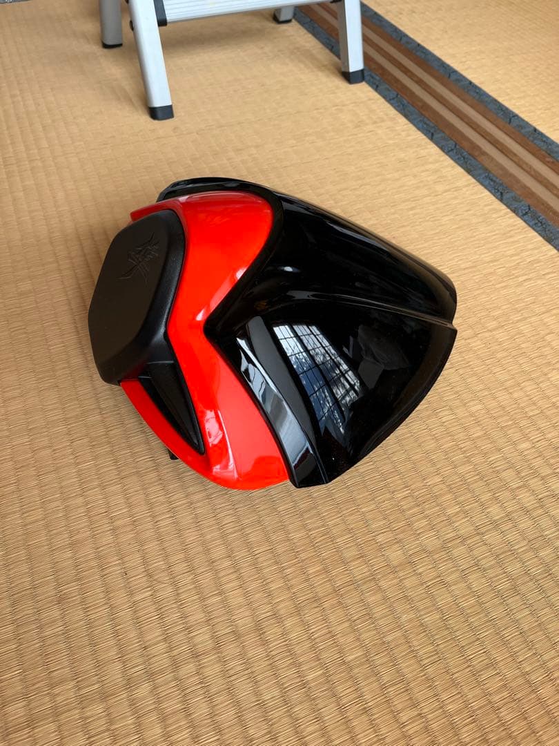 GSX1300R 隼 シングルシートカウル
