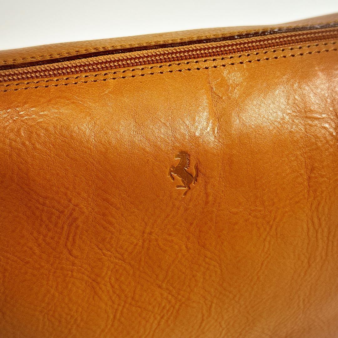 【希少品】Ferrari schedoni　レザーポーチ　トラベルバッグケース