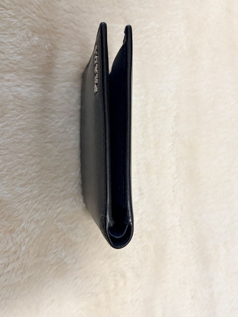 クララ PRADAサフィアーノレザー 二つ折り財布 箱付 証明カード付