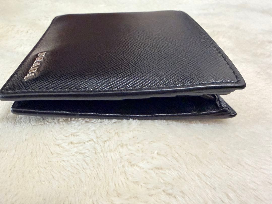 クララ PRADAサフィアーノレザー 二つ折り財布 箱付 証明カード付