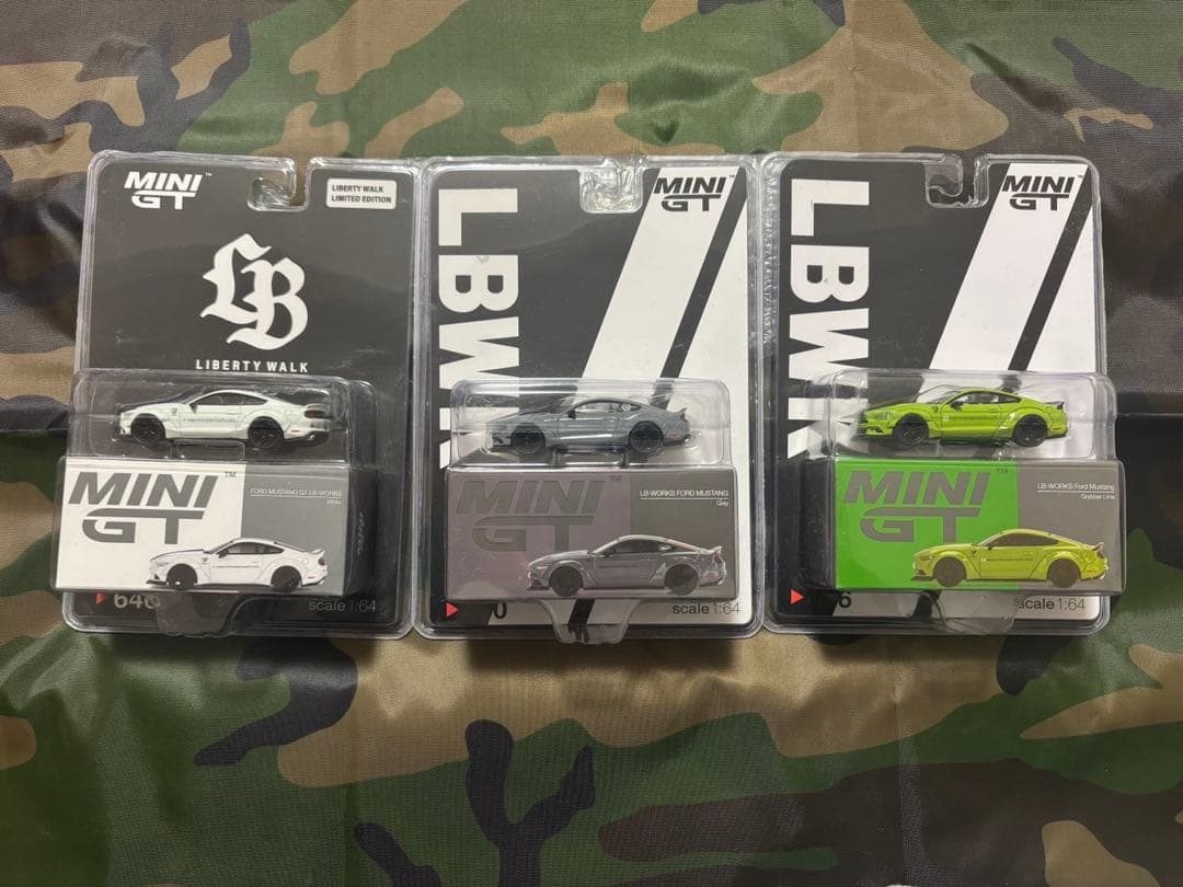 MiNiGT LBWORKS フォードマスタング　3台セット