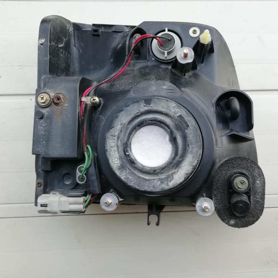 TT2 TT1 　サンバー ヘッドライト 左右 MITSUBA 　レベなし