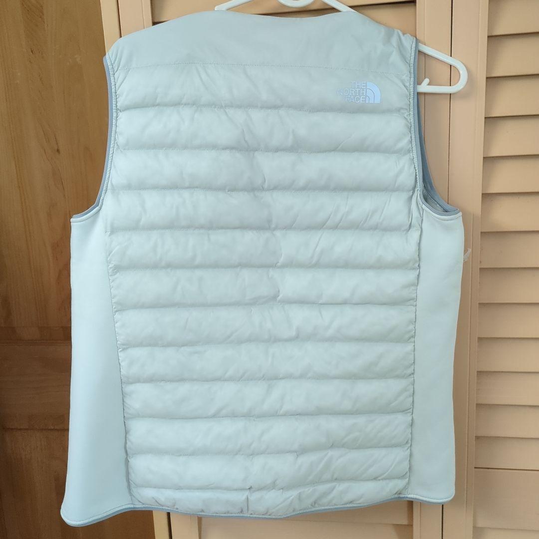 THE NORTH FACE レッドランベストライトグレーM！軽い暖かい
