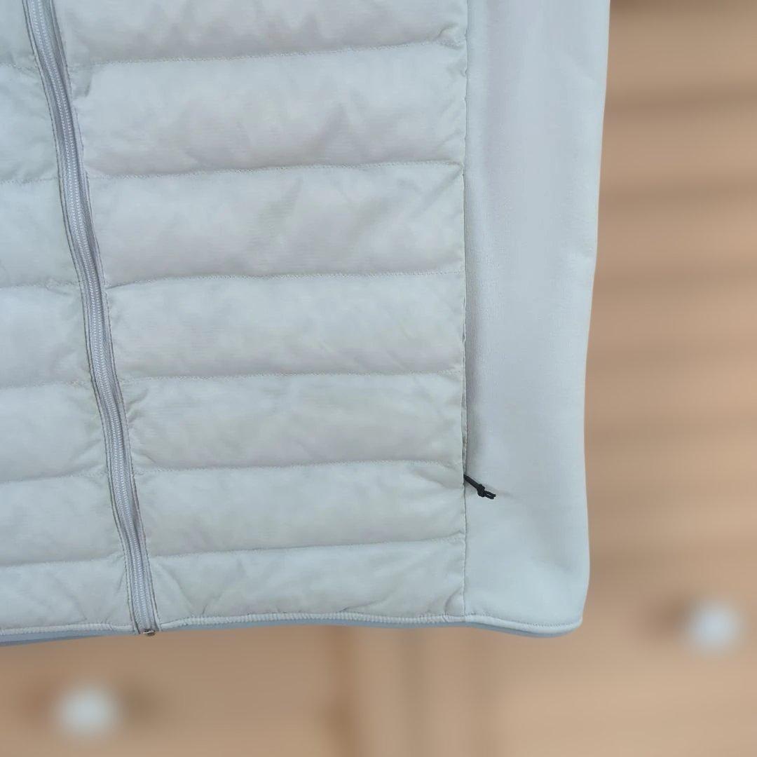 THE NORTH FACE レッドランベストライトグレーM！軽い暖かい