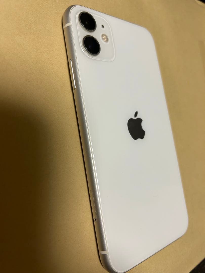 【美品】iPhone11 ホワイト　64GB SIMフリー