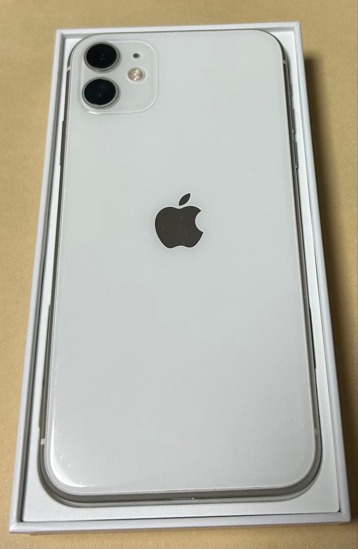 【美品】iPhone11 ホワイト　64GB SIMフリー