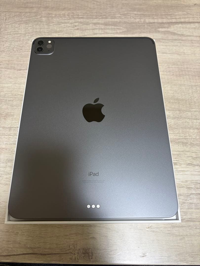 【極美品】 iPad Pro 11インチ 第三世代 M1 128GB