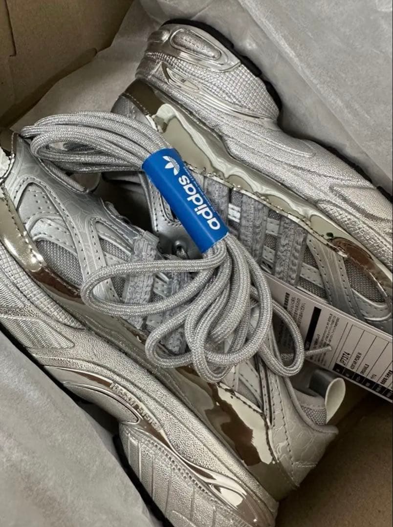 atmos限定 adidas ADISTAR POSE W SILVER