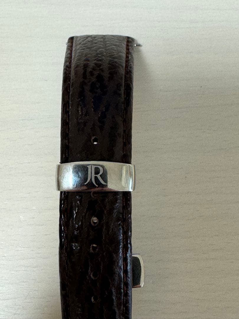 カシス　時計用ベルト　ダークブラウン　シャークスキン　高級　２２mm