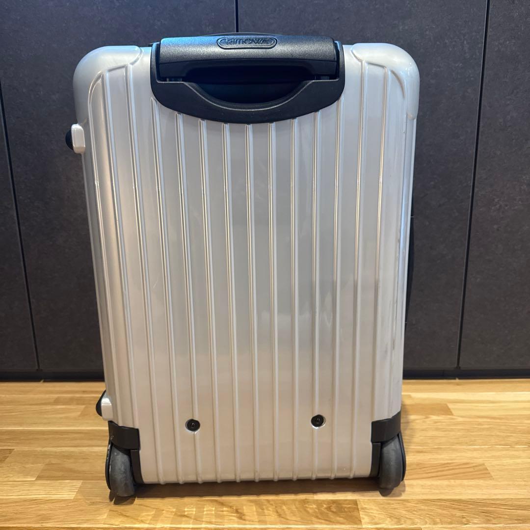 バッグ REMOWA SALSA CABIN TROLLEY IATA 33L