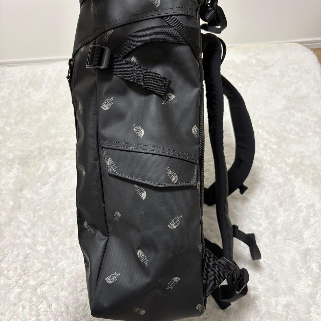 希少　美品　ノースフェイス　ヒューズボックス2 トスロゴプリント　TP　30L