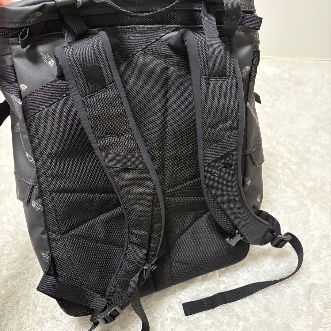 希少　美品　ノースフェイス　ヒューズボックス2 トスロゴプリント　TP　30L