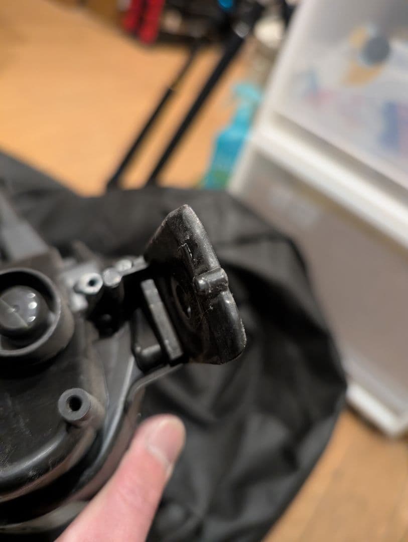 ヴェゼル　ヘッドライト　右　RV系