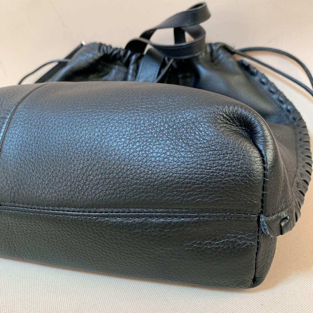 ear PAPILLONNER バックル巾着ショルダーバッグ　Lサイズ 黒