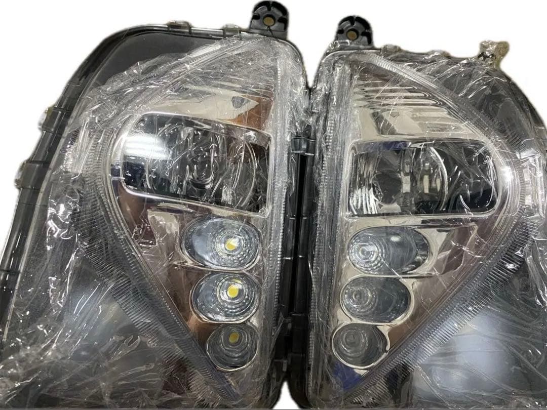 業界最安値！50プリウス　フォグ加工　バルブ交換式　H8H11H16