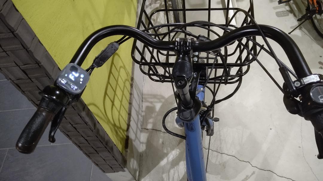 BIKKE　MOB　dd　回生充電機能付　電動自転車　ブリヂストン