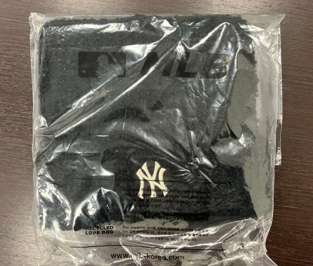 ★新品★ MLB 韓国限定 ビーニー 猫耳 ブラック　ニット帽　カリナ着用