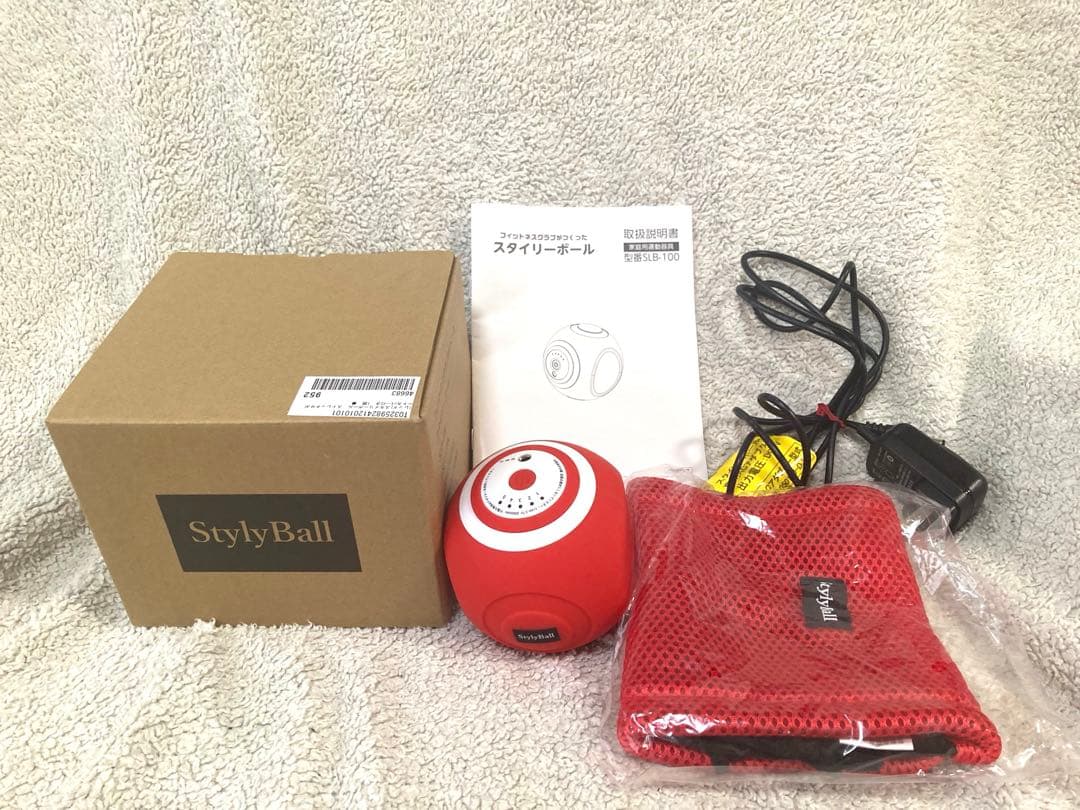 美品　東急スポーツ オアシス スタイリーボール 赤