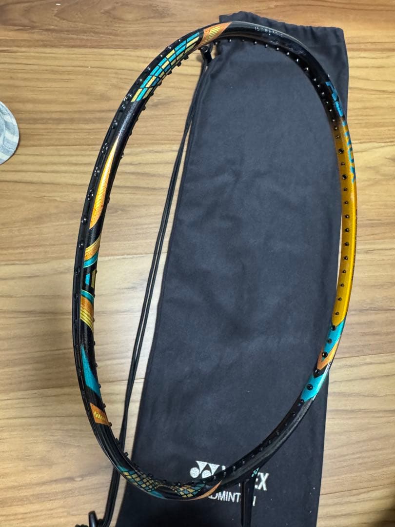 YONEX バドミントンラケット アストロクス88D プロ4UG5 ケース付