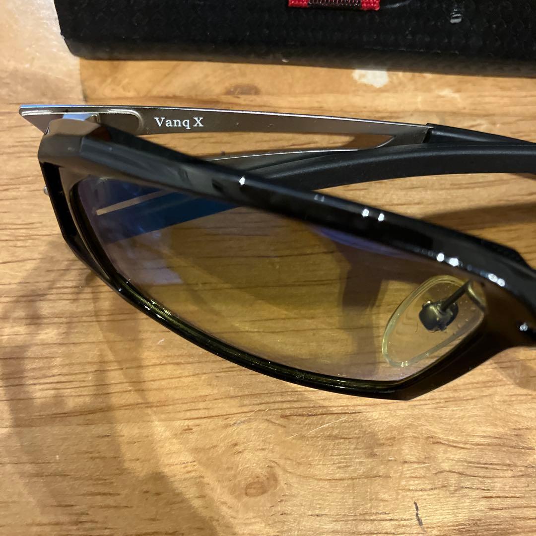 ジール　Vanq X イーズグリーン