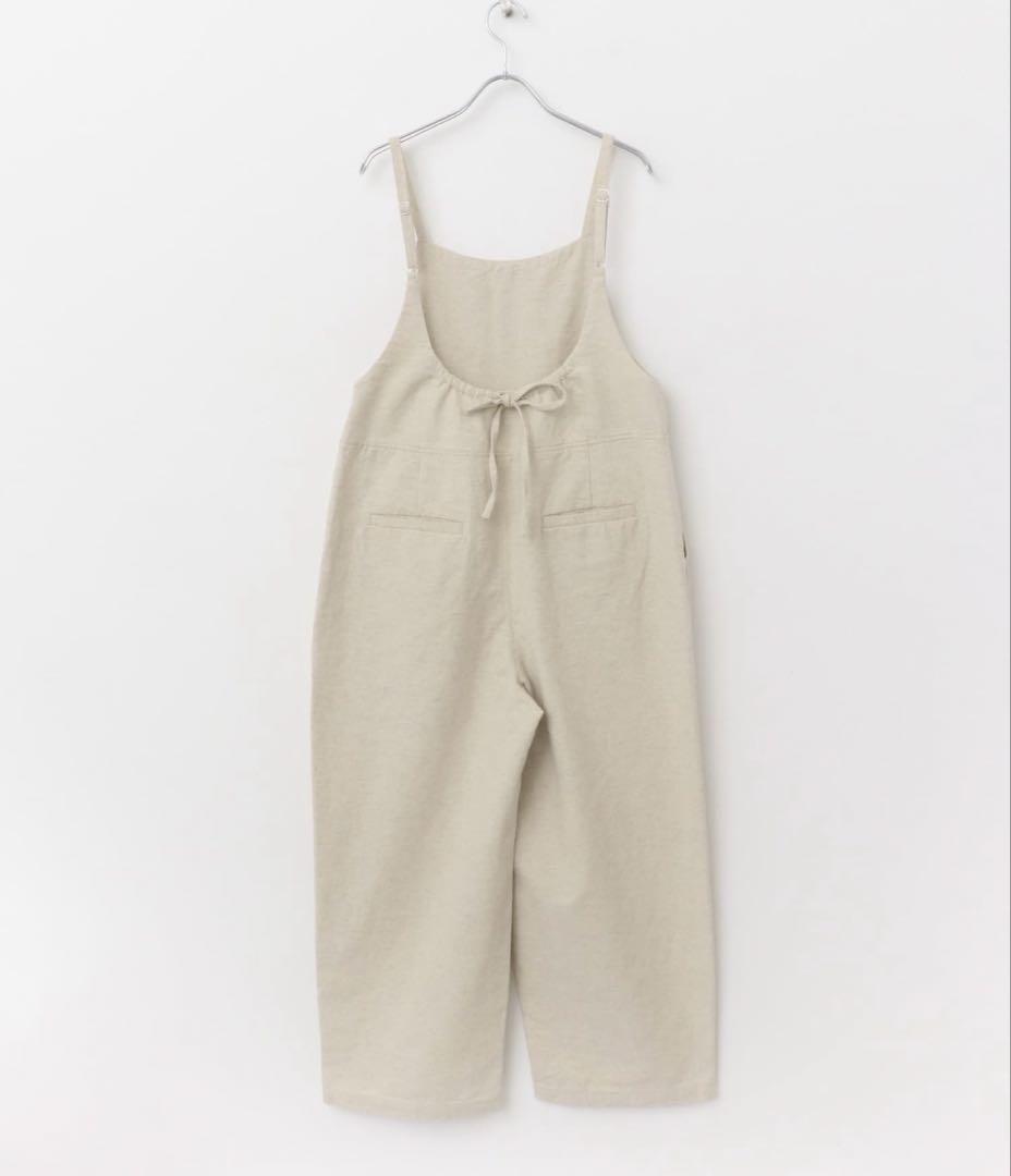 アーバンリサーチ ドアーズ　コットンリネンBACKギャザーサロペット