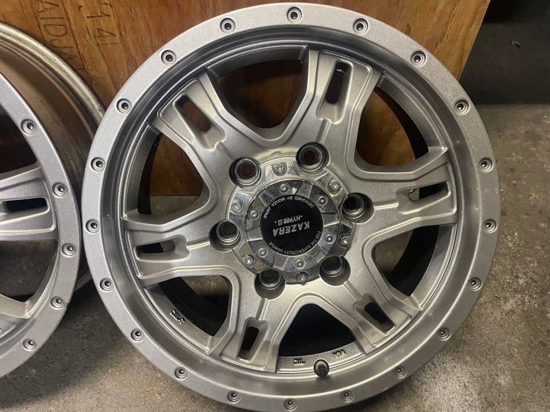 200系ハイエース　　6穴 139.7インチ 15インチ　6J +33ミリ