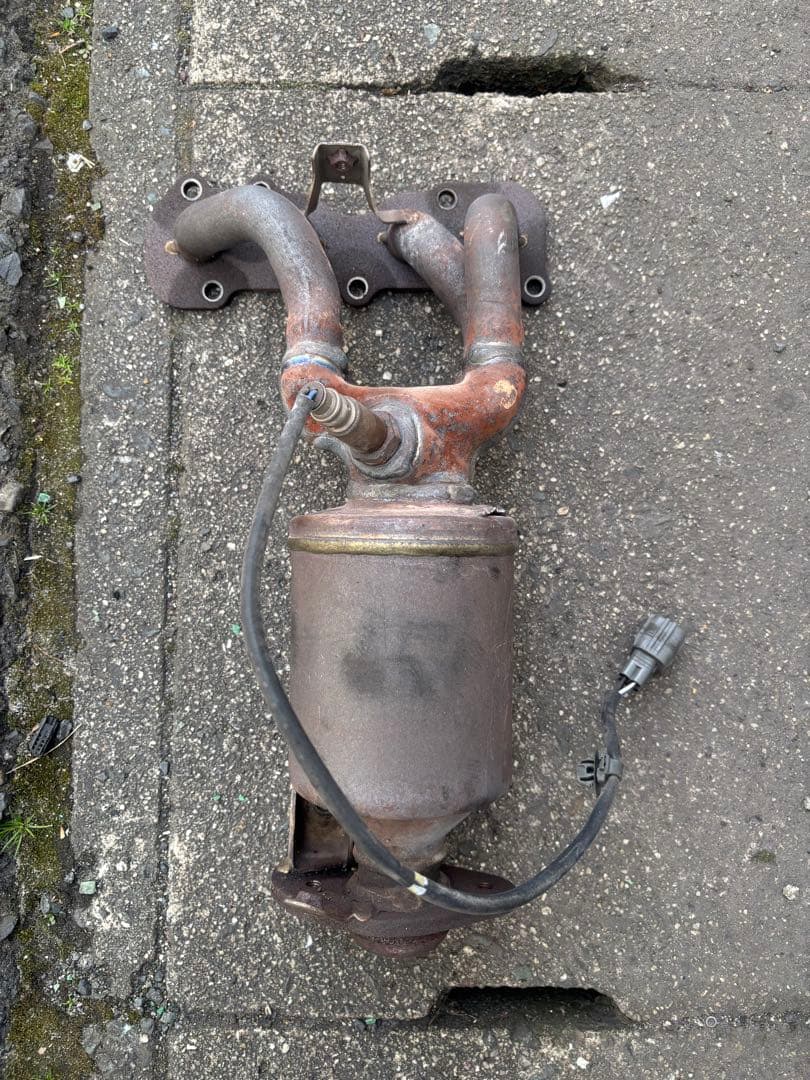 自動車触媒　軽自動車　純正触媒　スバル　EN07