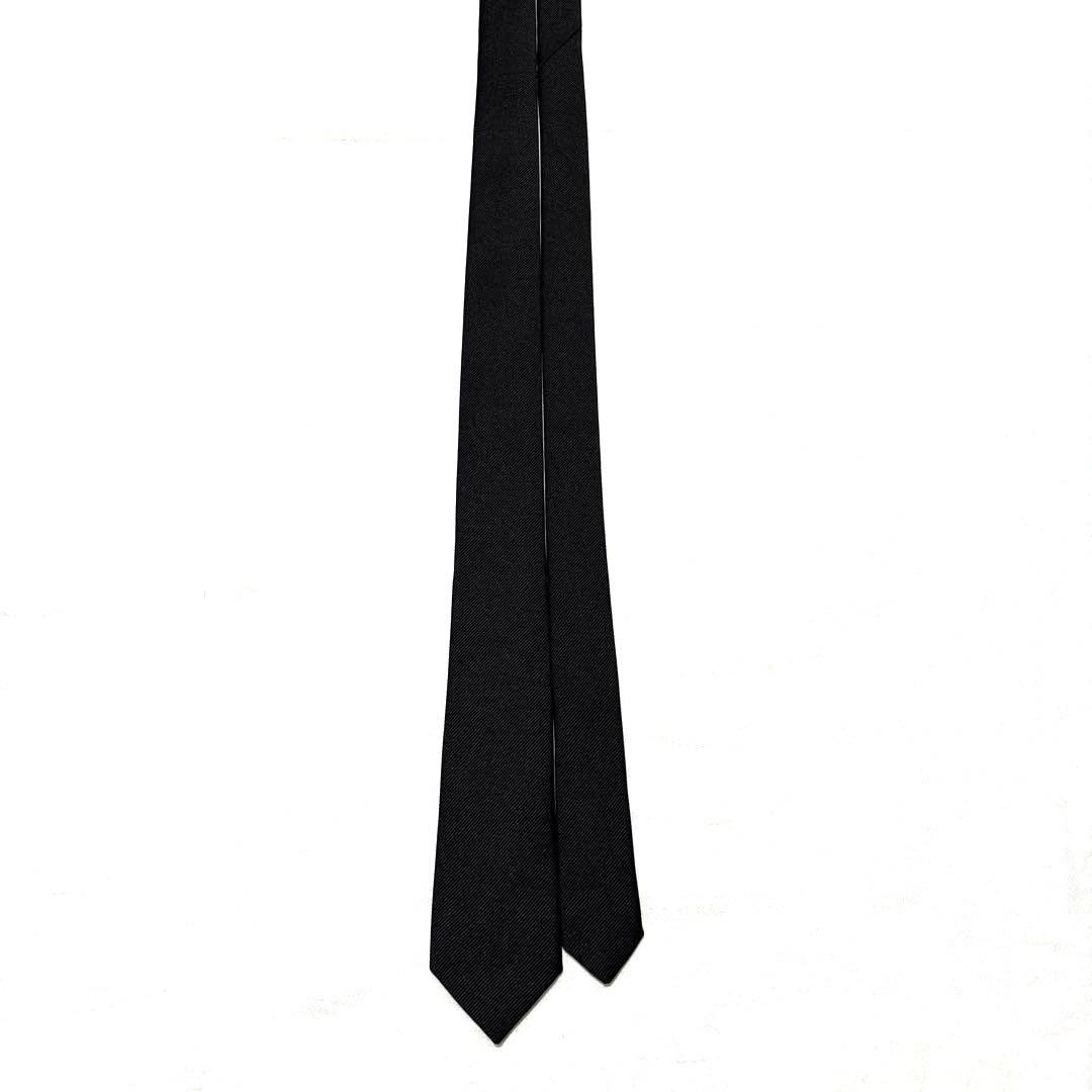 新品　サンローラン　ネクタイ　黒ブラック　無地ソリッド　ナロータイ　タグ付　箱付