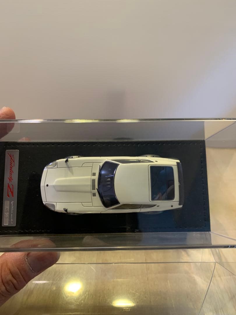 イグニッションモデル　1/43 フェアレディ　Z-G HS30 ホワイト