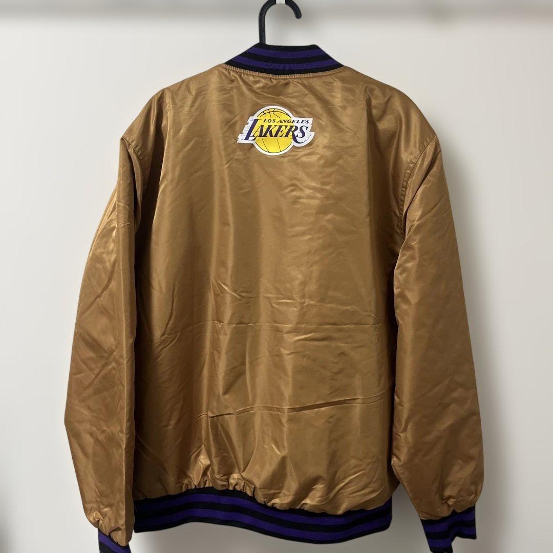 LAKERS ゴールド サテン スタジャン