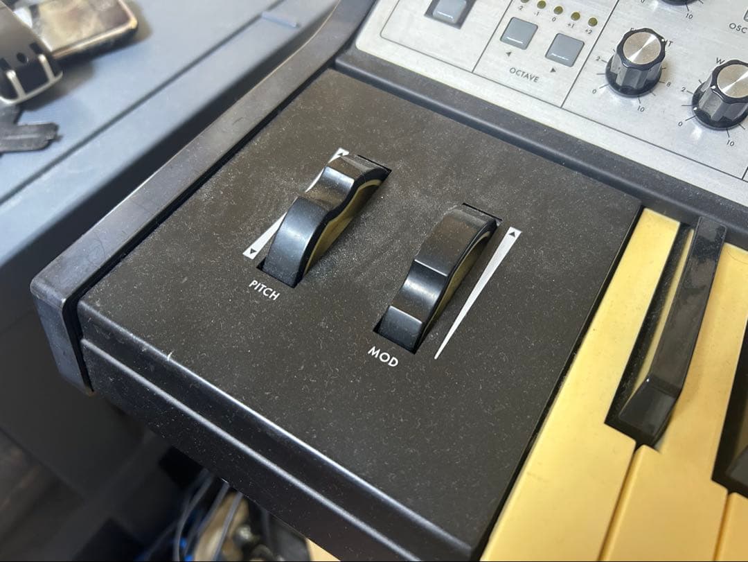 Moog SUB PHATTY アナログシンセサイザー難あり送料込みです。