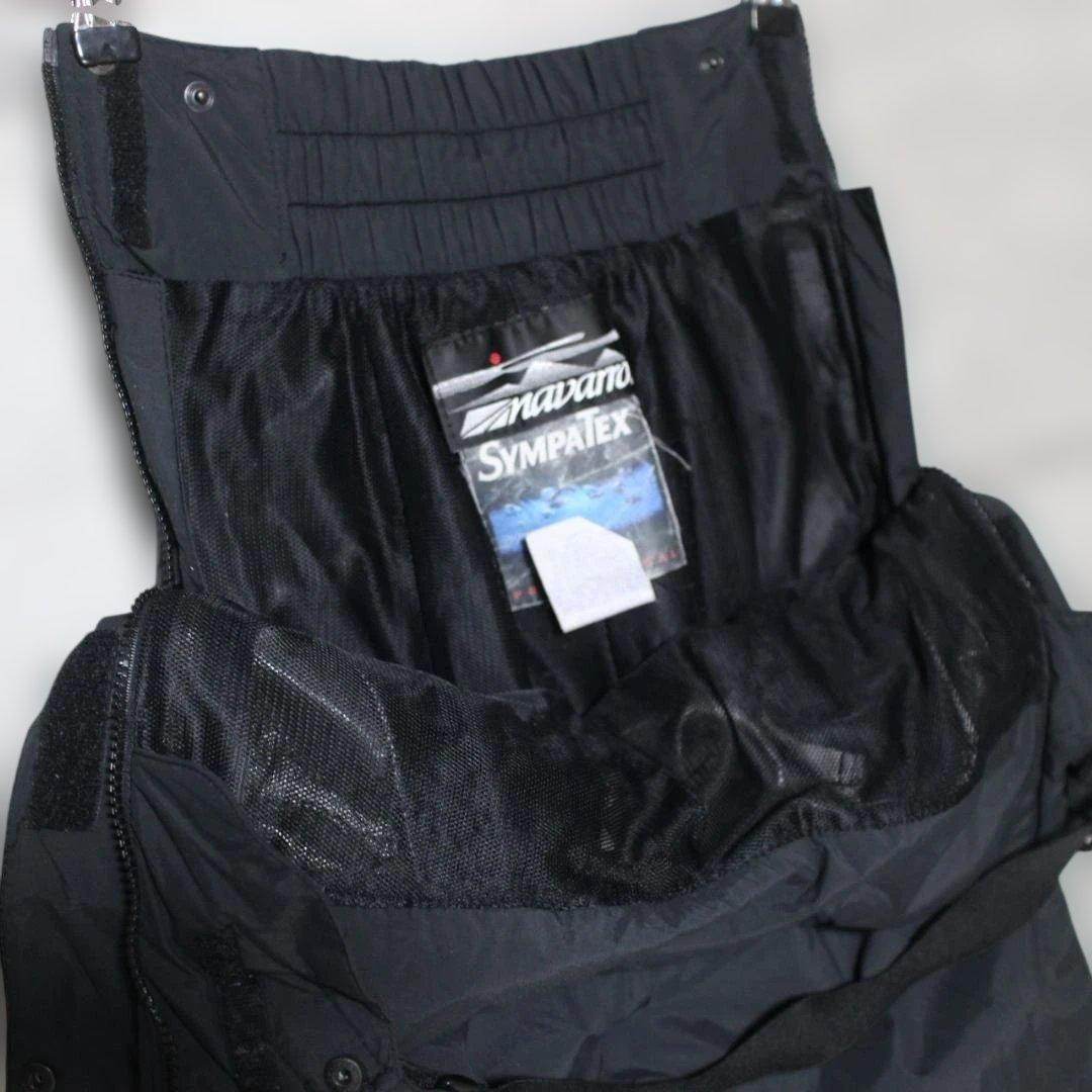 【極美品 高撥水】カナダ製 高機能 ビブパンツ【M】NAVARRO スノーパンツ