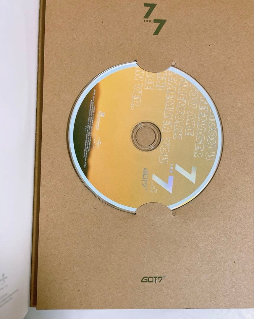 【レア】GOT7 アルバム 7for7 台湾版 ベンベン トレカ 集合ポラロイド