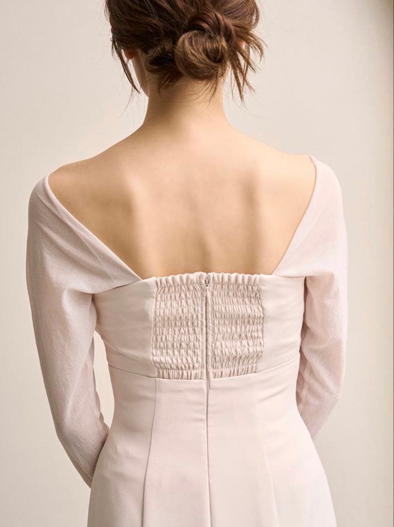 オフショルリボンドレス【カンヘウォン着用】