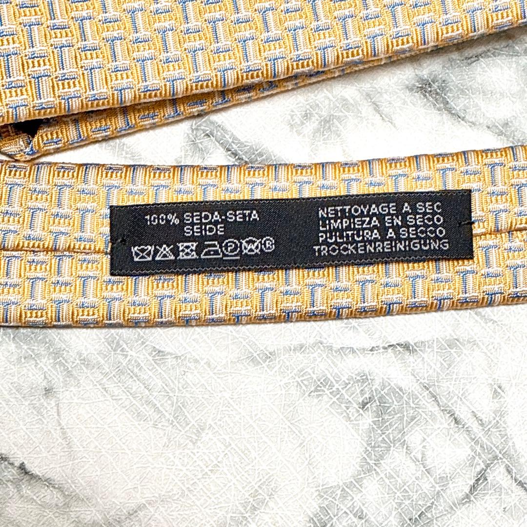 ✨未使用タグ付き箱付き✨エルメス　H柄 小剣ホース柄　ライトオレンジ　ネクタイ