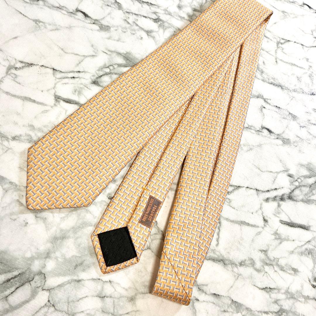 ✨未使用タグ付き箱付き✨エルメス　H柄 小剣ホース柄　ライトオレンジ　ネクタイ