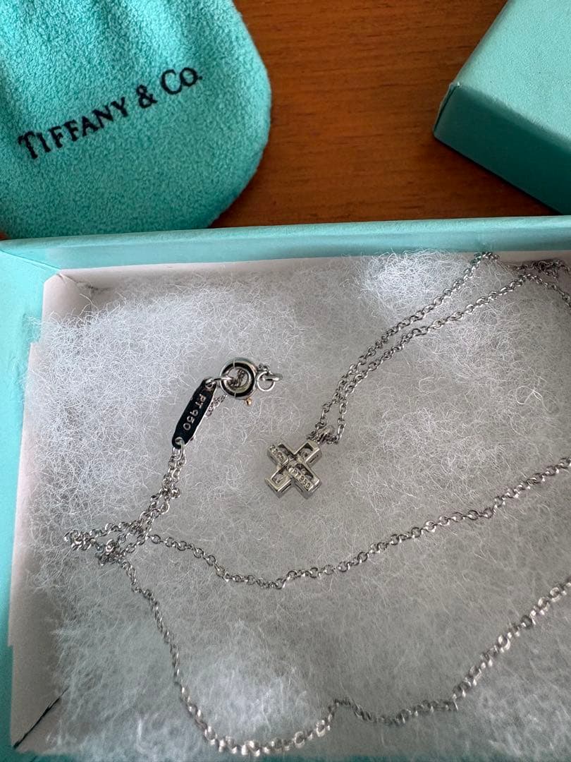 ティファニー　クルーシーフォーム ダイヤ PT950 ネックレス