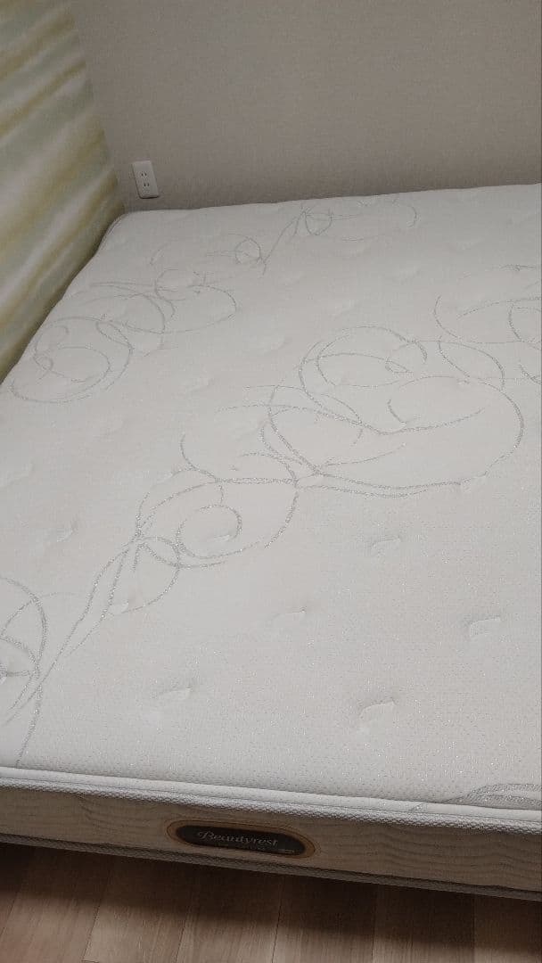 Ｈさま☆シモンズ　Beautyrest ニューフィット　スプリングマットレス