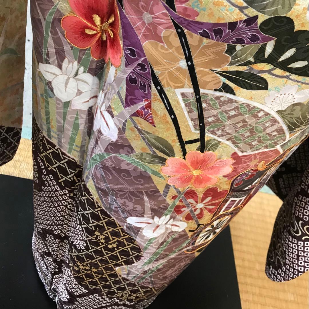 正絹　上質な振袖　絞りに金箔　松御所車桜菊