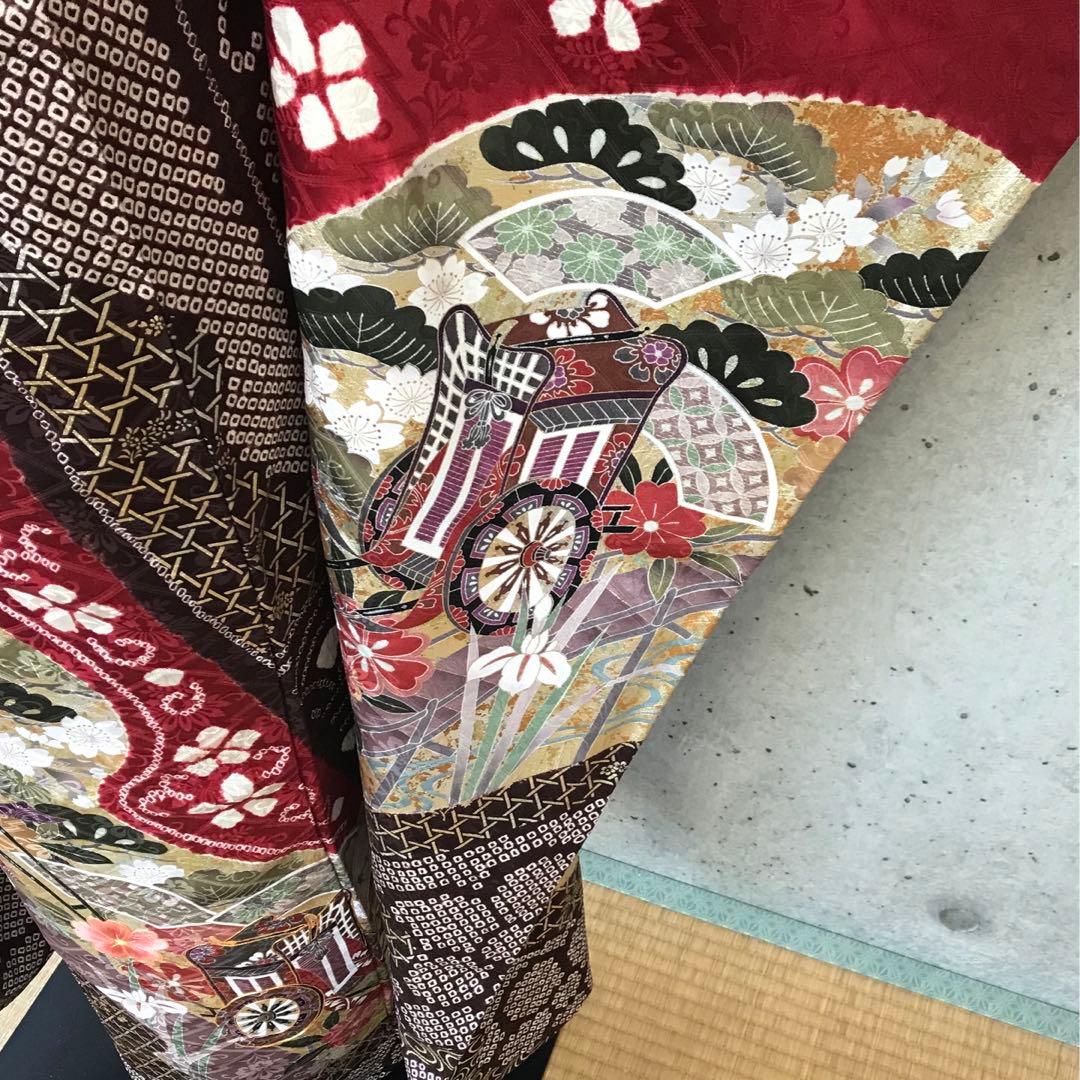 正絹　上質な振袖　絞りに金箔　松御所車桜菊