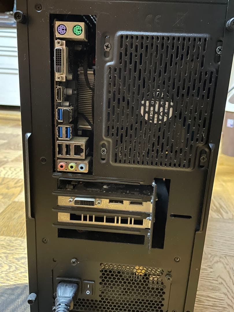 自作PC Ryzen5 3600 / GTX1650 / メモリ16GB /